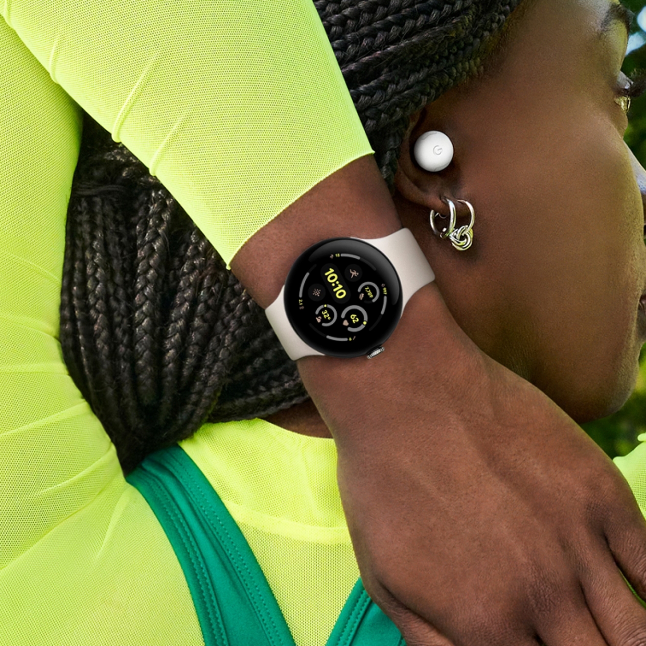 Google Pixel Watch 3 showing large battery capacity.